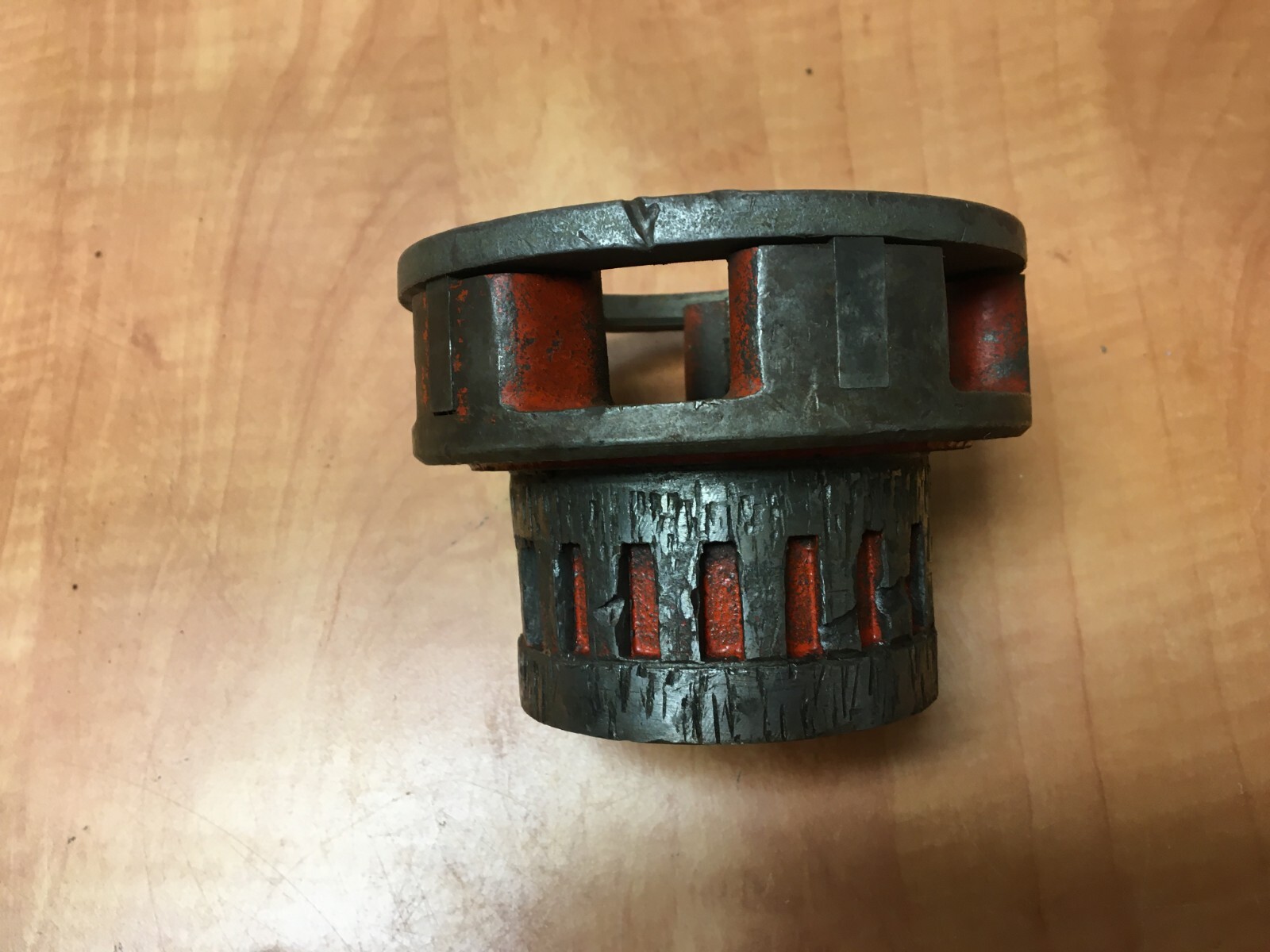 Vintage Toledo No. 12 Ratcheting Pipe Threader With 2" Die Head