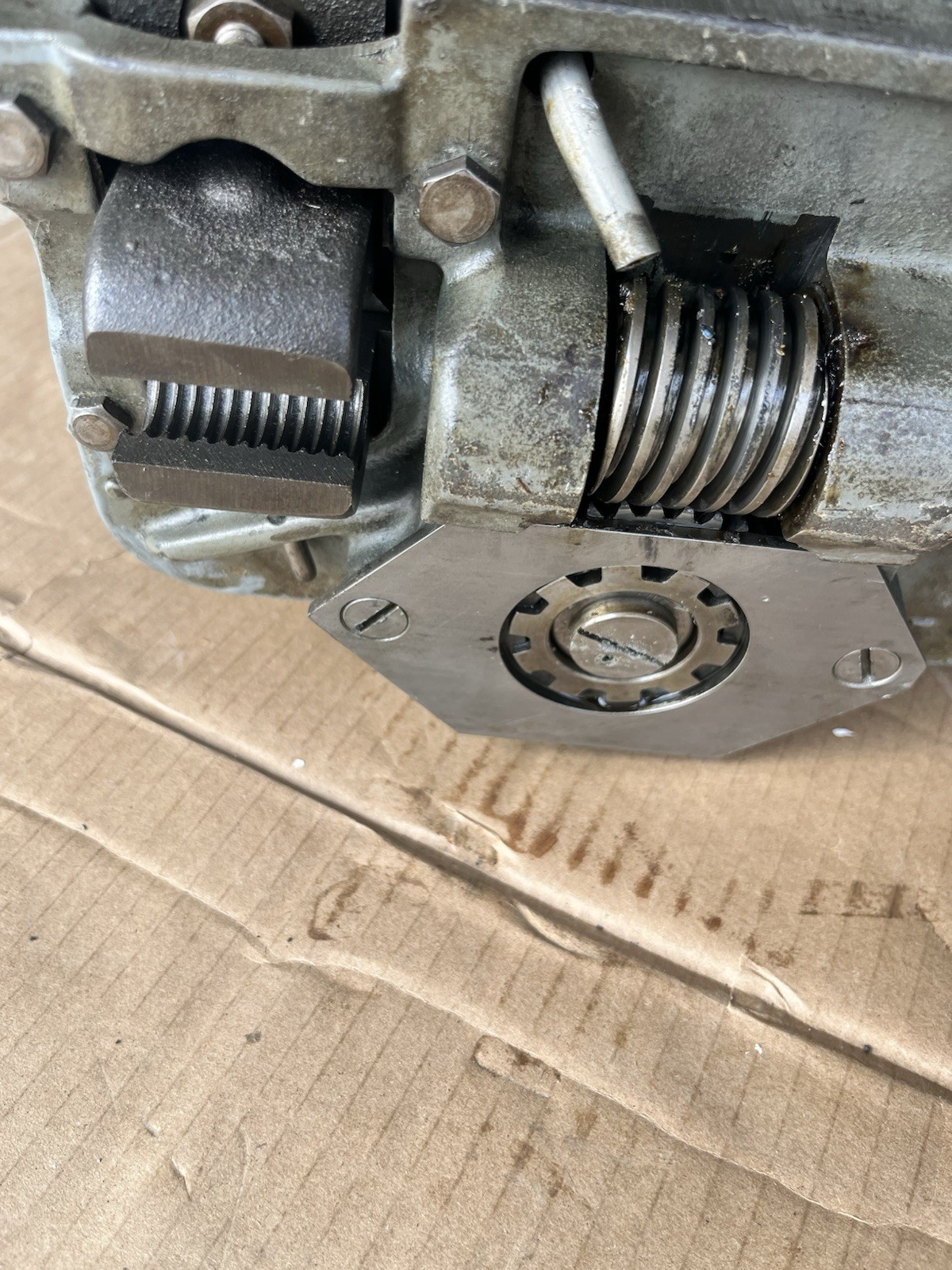 Sheldon 10” Metal Lathe Complete Apron Assembly