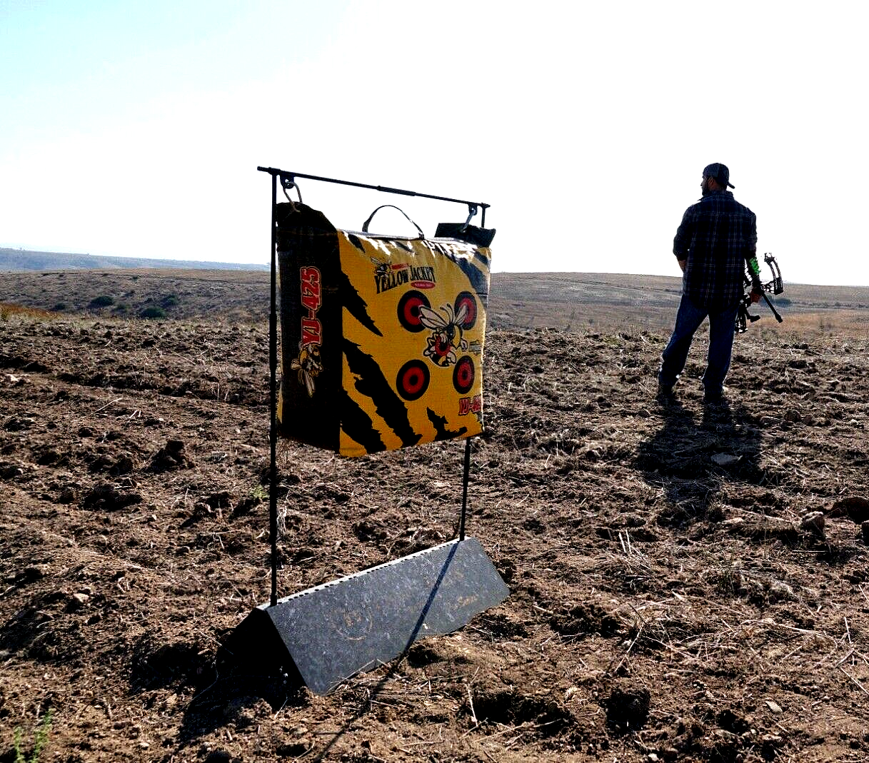 Morrell Yellow Jacket YJ-425 Archery Target Crossbow Compatible