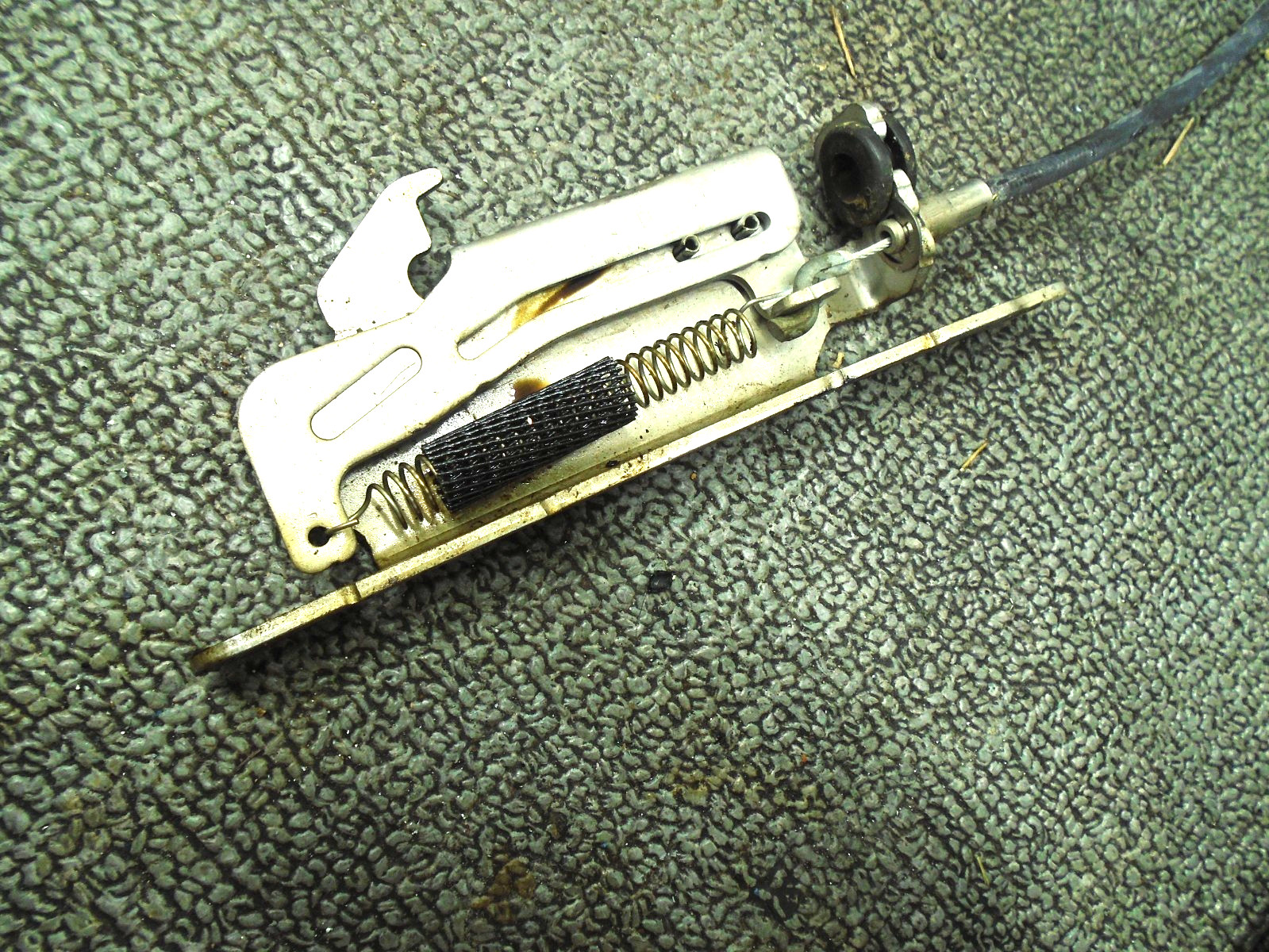 Mercury Verado Outboard 200 300 350 400 Font & Side Latch Assy 892062T02 #2