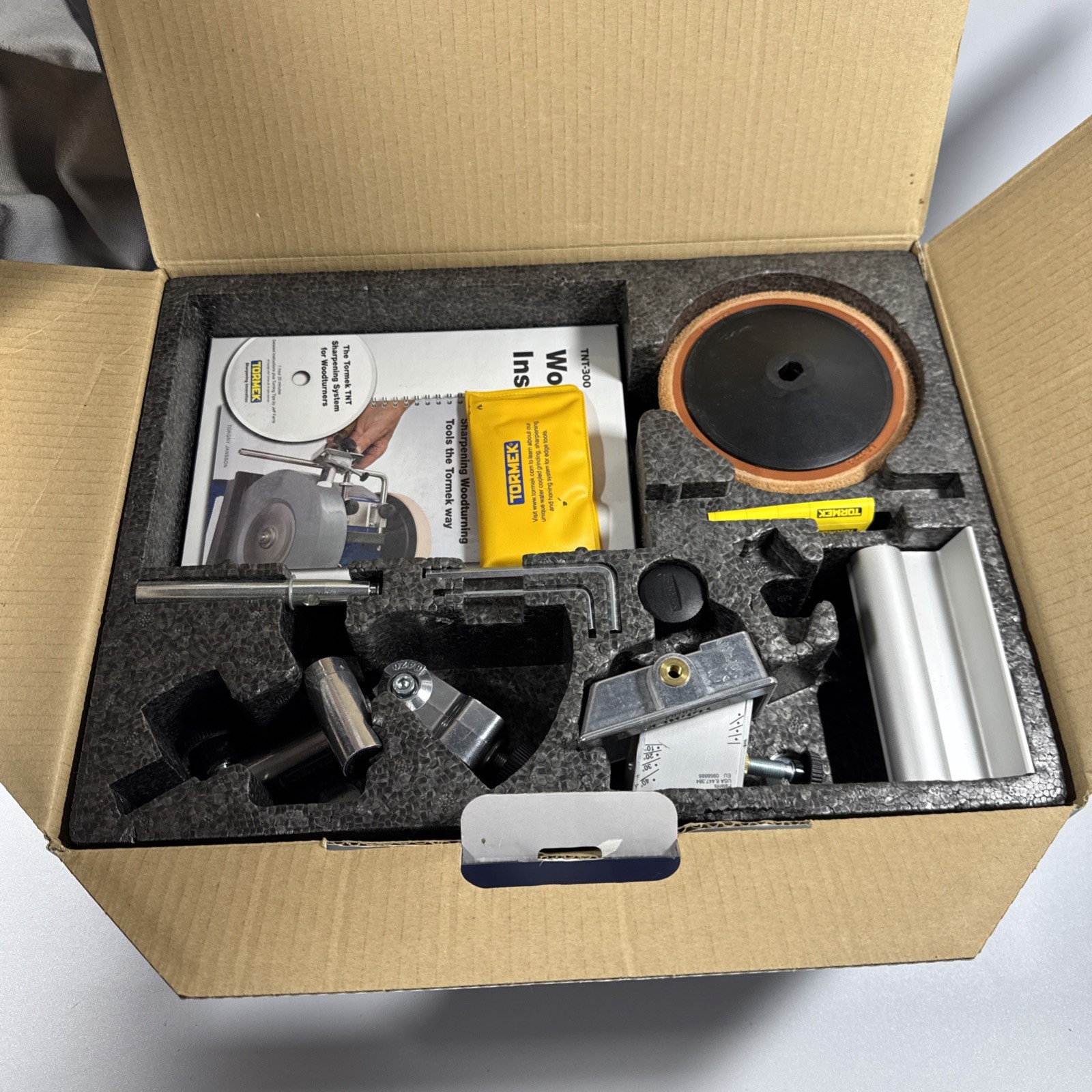 Tormek TNT-708 Woodturner’s Sharpening Kit – Complete Set, With Accessories