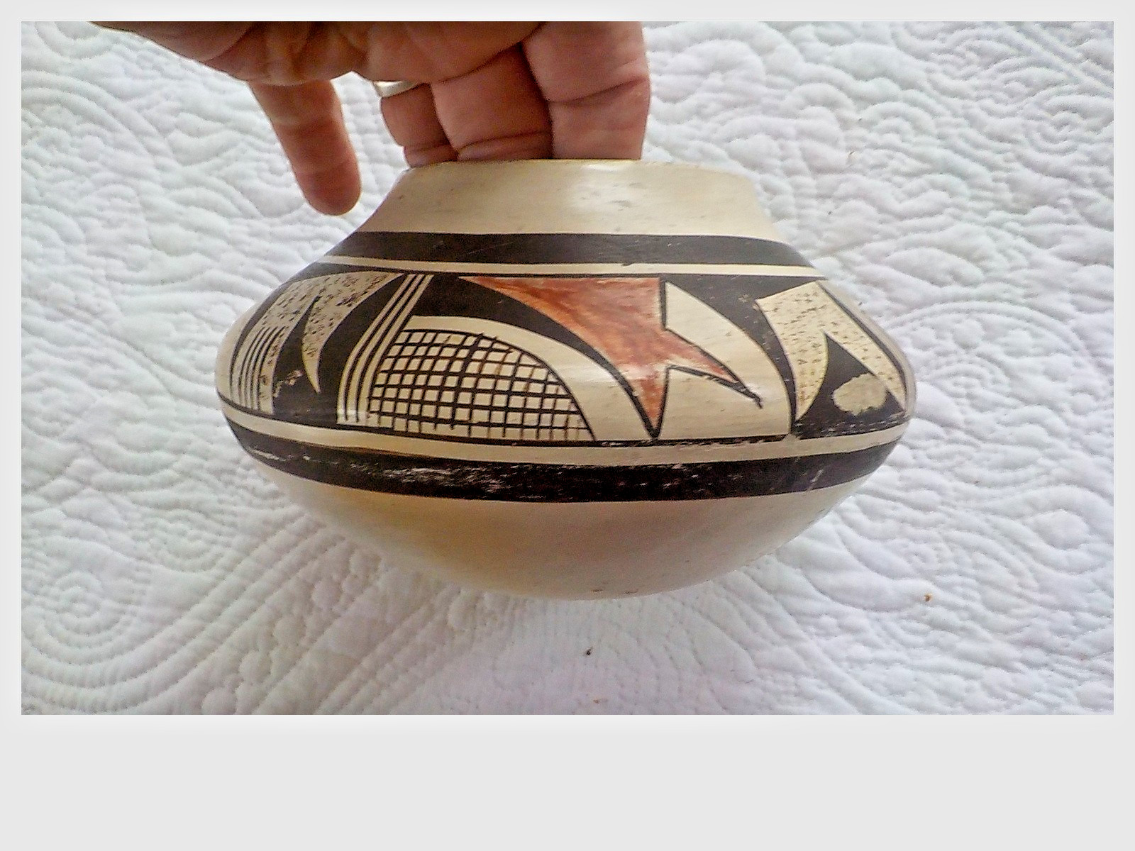 Nampeyo Of Hano painted by Nellie Nampeyo 1930s Hopi pottery bowl 6.75" x 4"