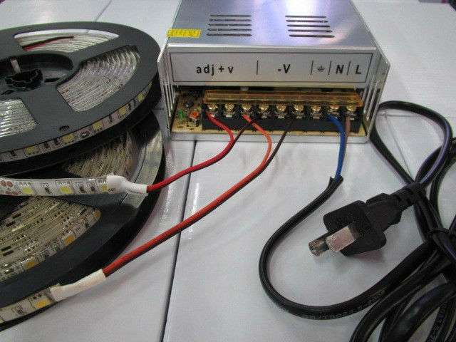 AC 110V/220V to DC 12V 30A 360W Universal Regulated Switching Power Supply Adapt