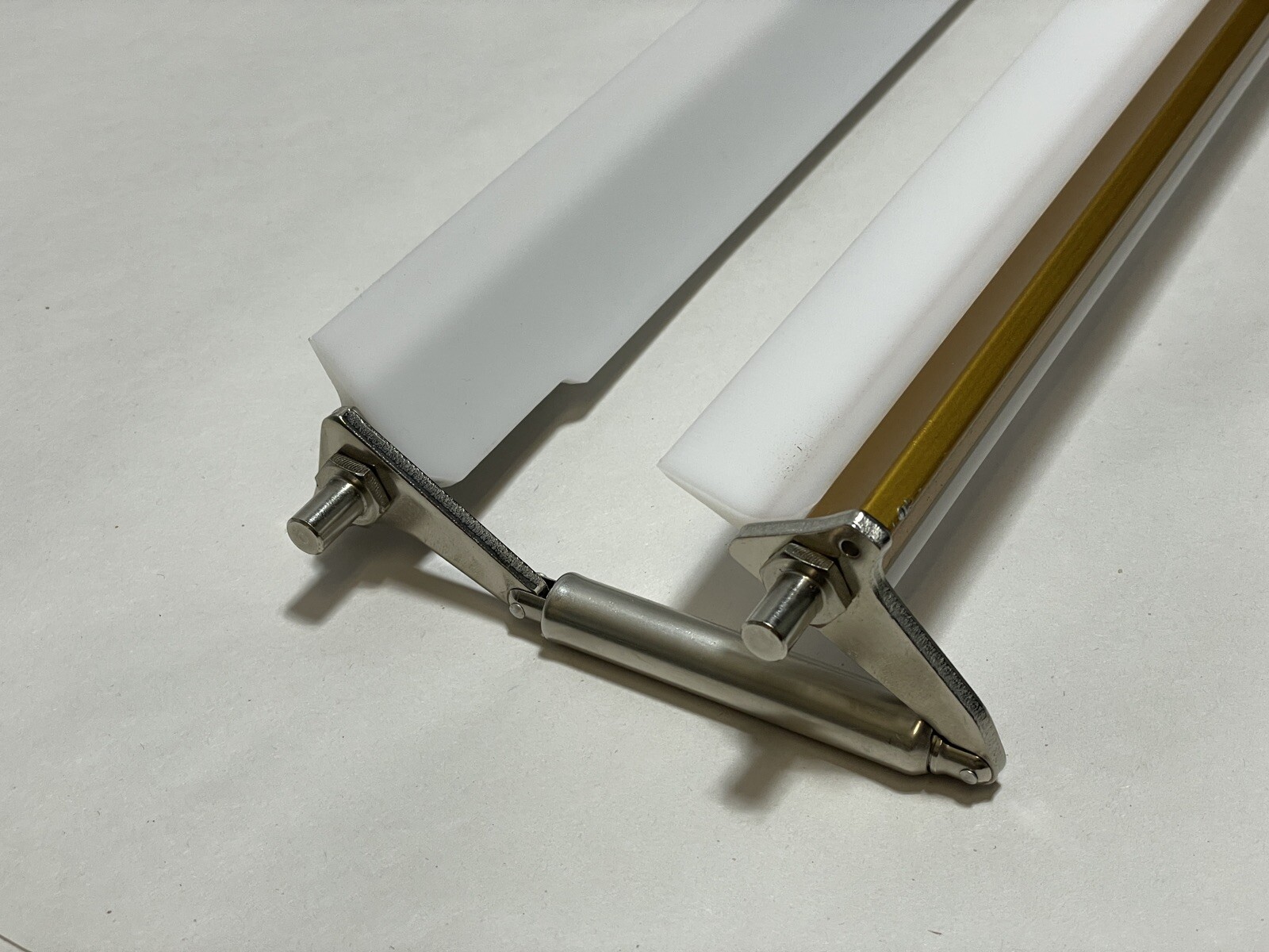 RONDO Scraper Assembly 122954T01