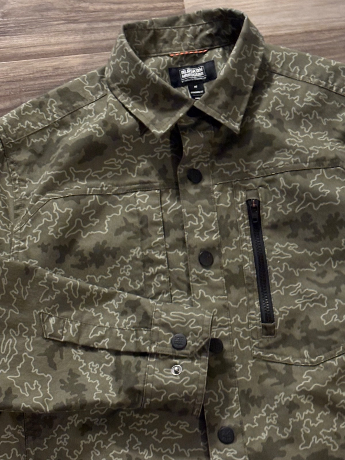 Duluth Trading Co Alaskan Hardgear Snap Button Camo Shirt Jacket Mens Medium