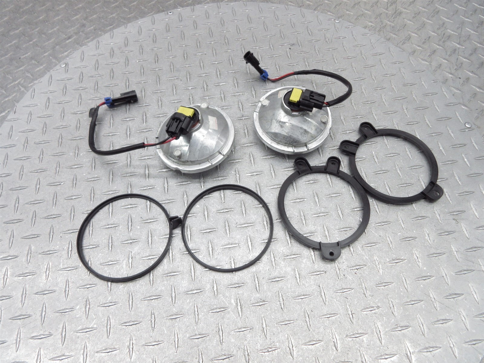 2014 14-18 Indian Chieftain Accessory Running Fog Driving Passing Light Lamp Set