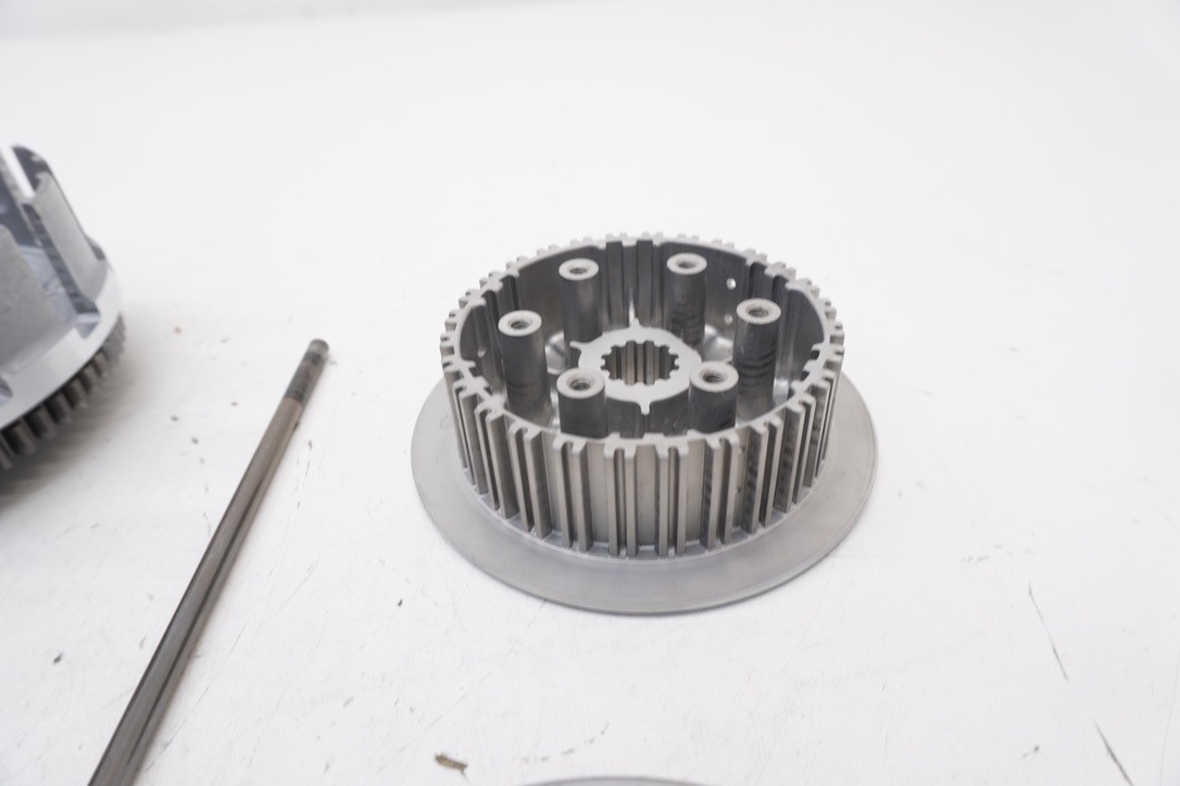 2003 CR250R Clutch OEM Basket Inner Hub Pressure Plate Springs Honda 92-07 #2