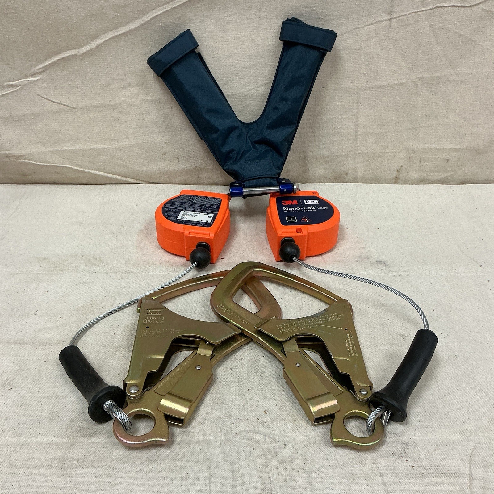 3M DBI-SALA 3500281 Twin Leg Personal Self Retracting Lifeline 2 1/2"