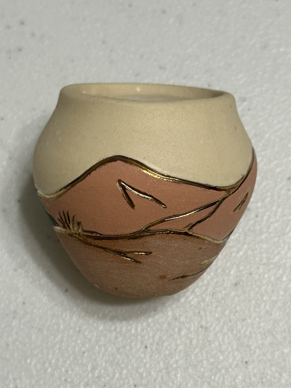 Handmade Artist Signed Native American Southwestern Scene Pottery Plate & Vase