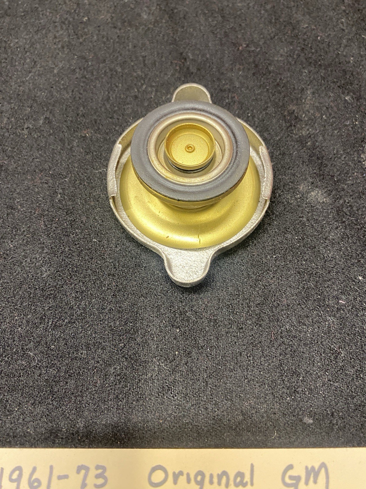 1961-73 Original GM RC-15 AC Radiator Cap