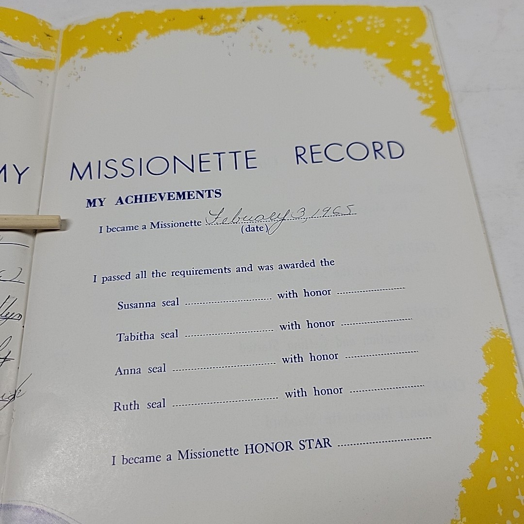 Vintage 1960s Missionette Assemblies of God Girl's Handbook w/ Sealed Stamps