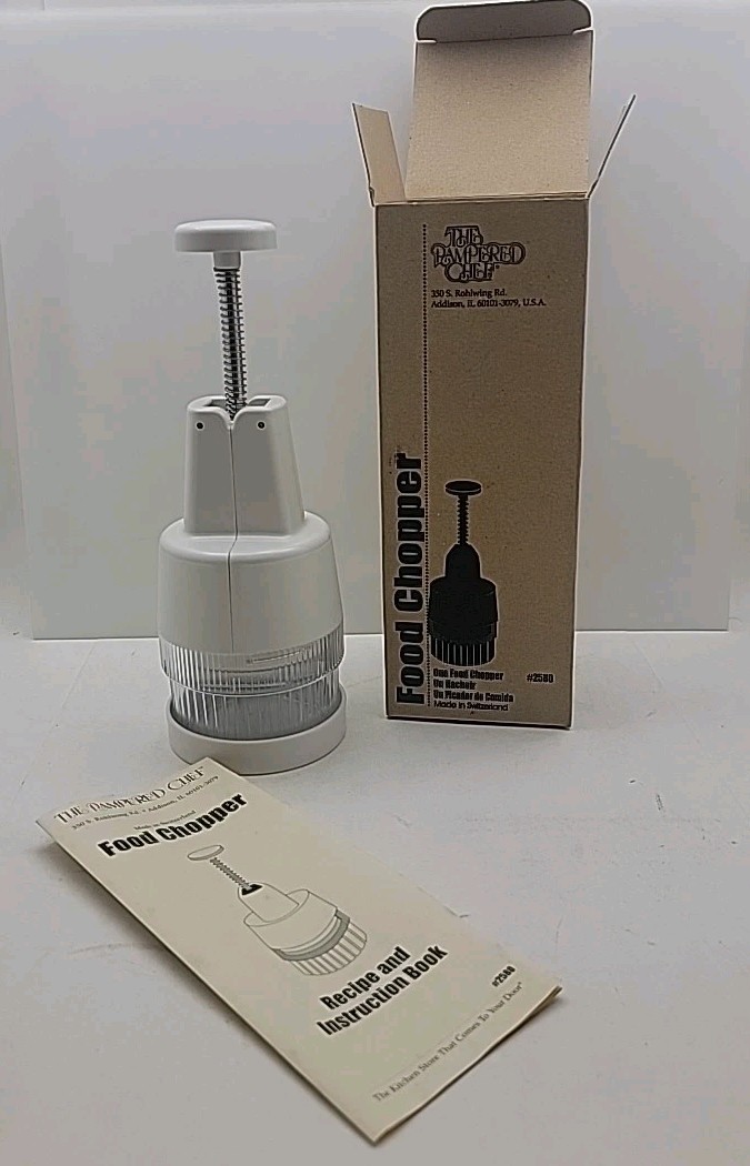 The Pampered Food Chopper #2580 Stainless Steel Blades - Switzerland NEW