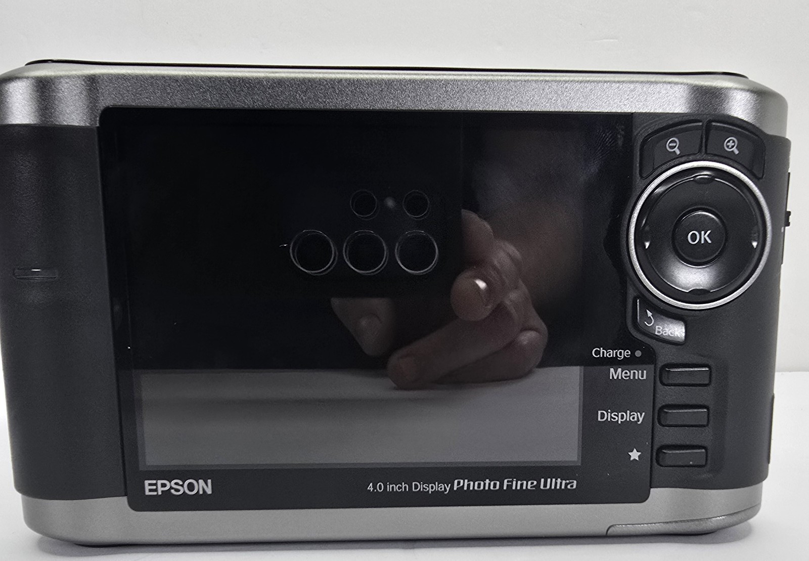 Epson P-3000 Multimedia Storage 4" Display Viewer w/ Charger & Case Tested Works