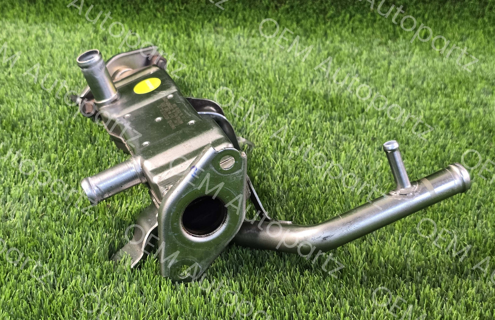 Toyota Prius 2011-2017 25601-37010 EGR Pipe Fits Prius V 2012-2017, Lexus CT200H