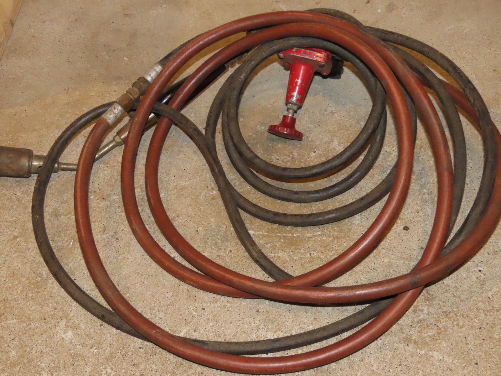 Complete Propane Torch Nozzles with Red Handles Hose Regulator Etc REGO 567B