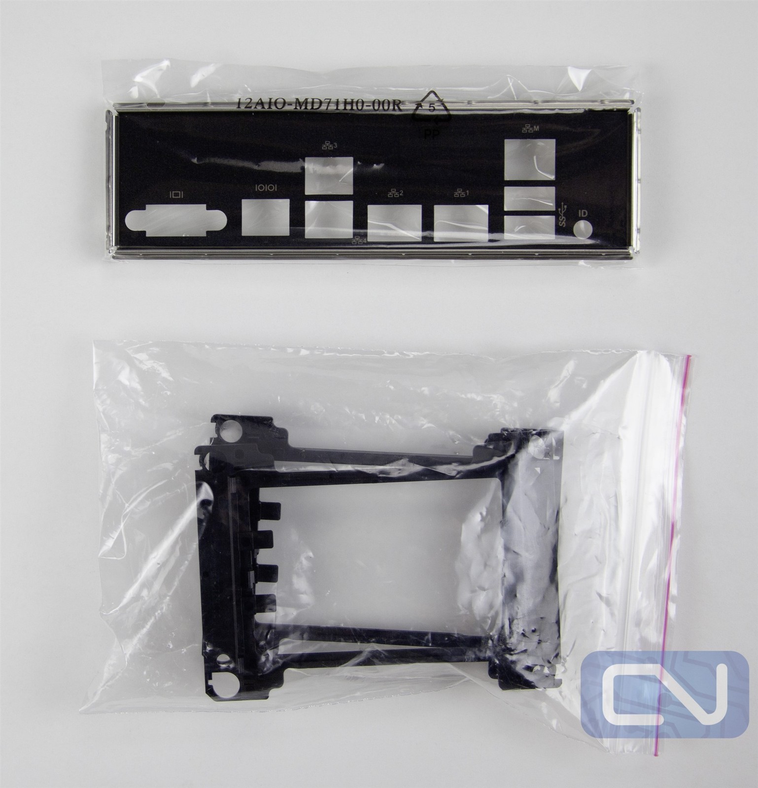 *New* Gigabyte MD71-HB0 2x LGA3647 C622 DDR4 2x 10GbE M.2/U.2 E-ATX Motherboard