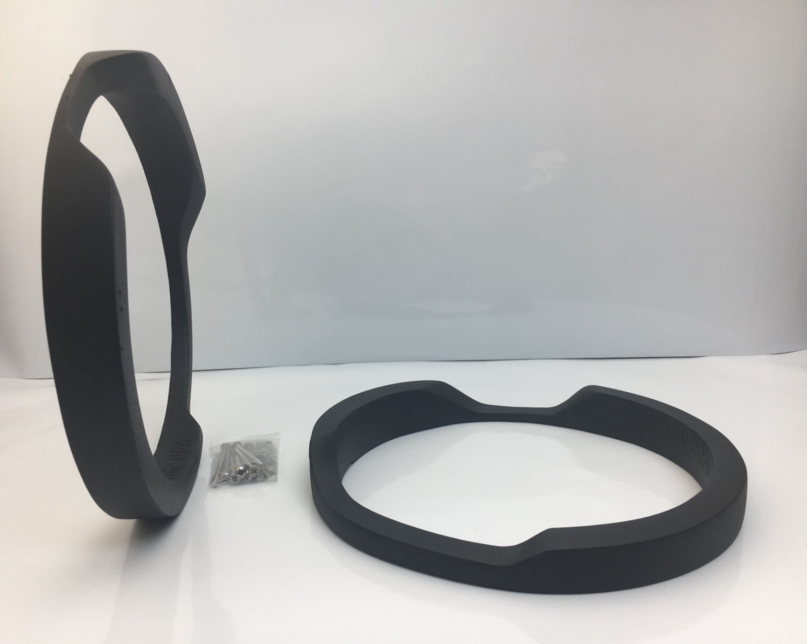 10" Harley Saddlebag Speaker Mounting Ring Adapters w/GRILLS 1994-2013