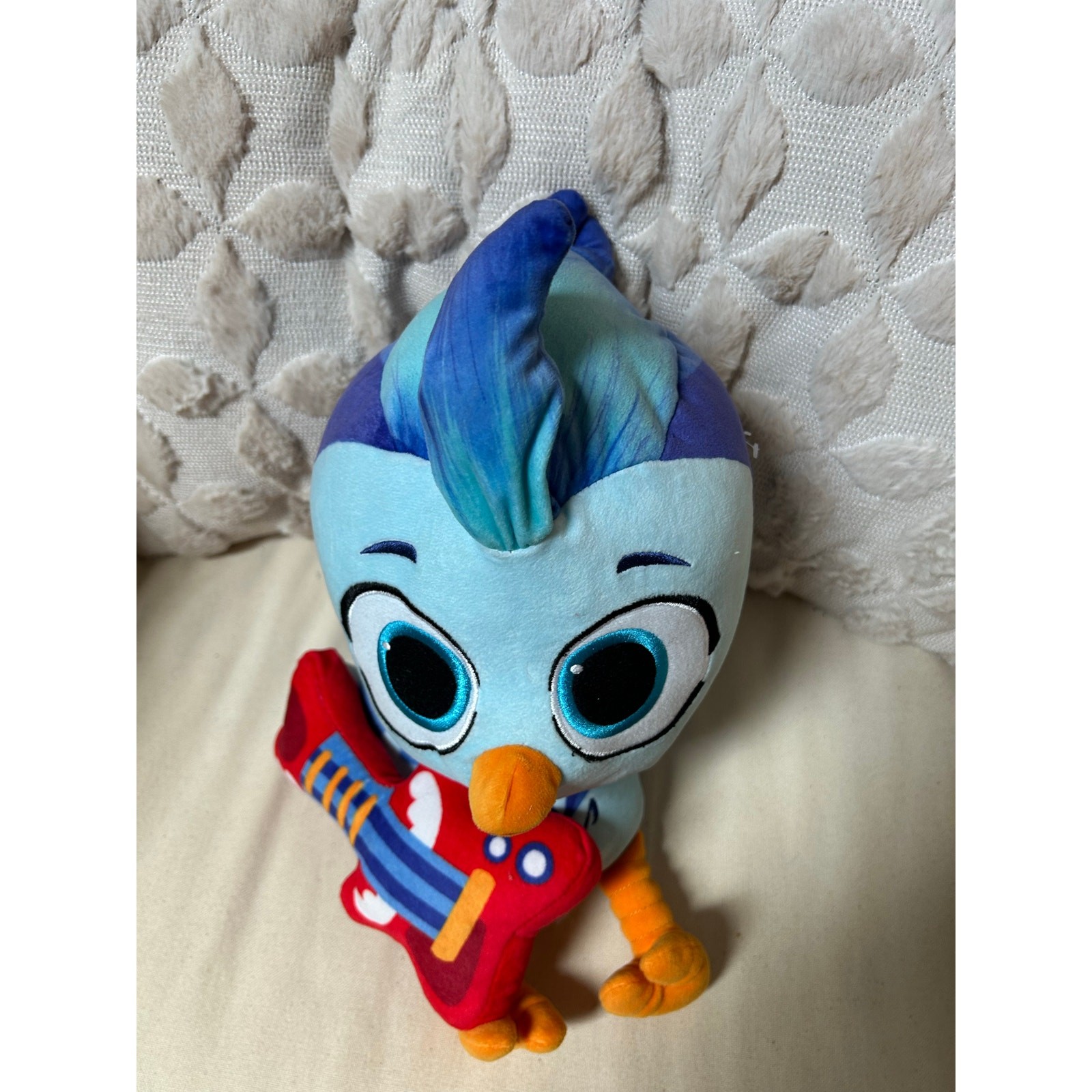 Lot of 2 stuffed plushes