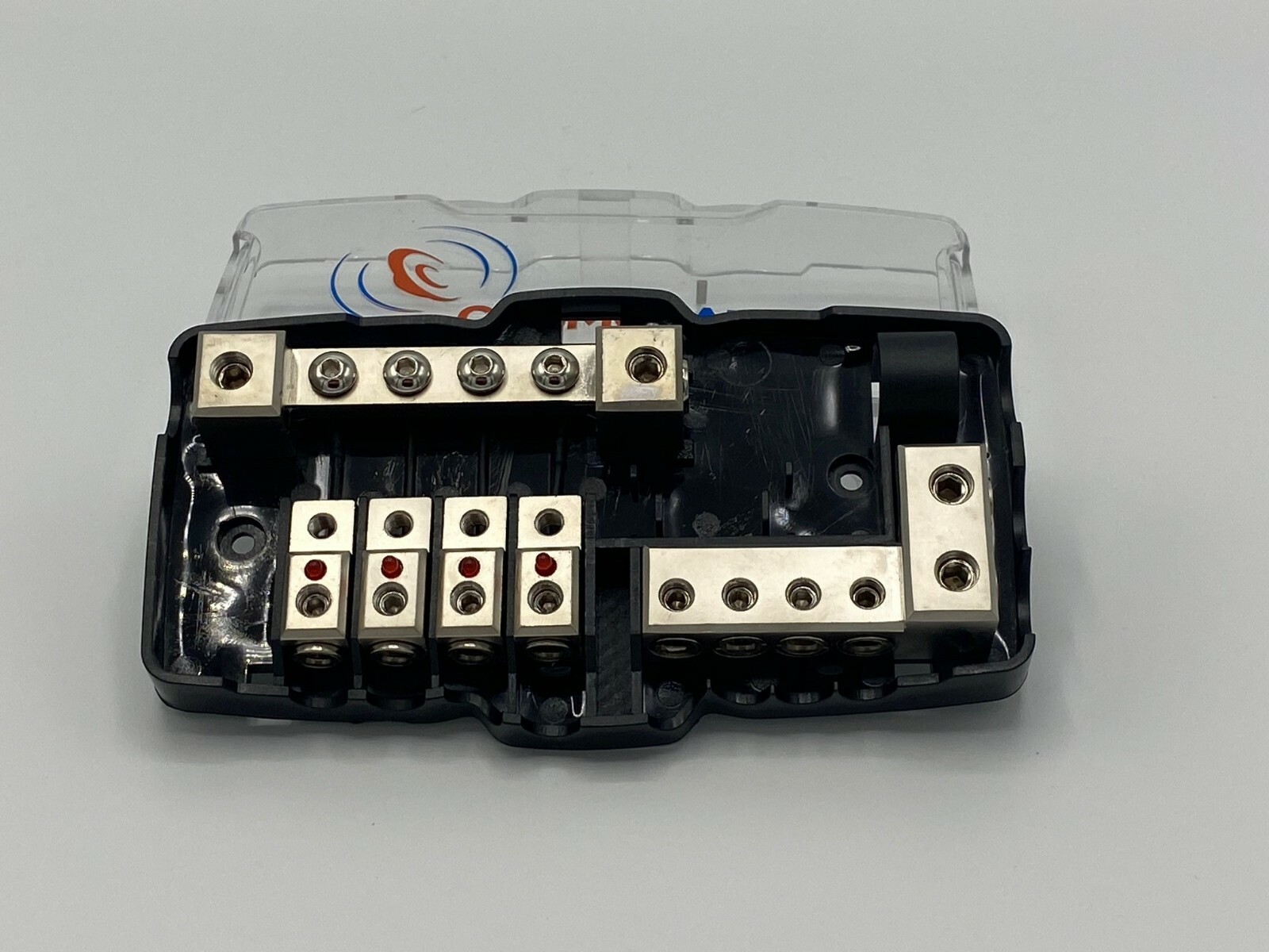 COSMOS AUDIO FUSED DISTRIBUTION BLOCK 0/4 AWG IN AND 4/8 AWG OUT