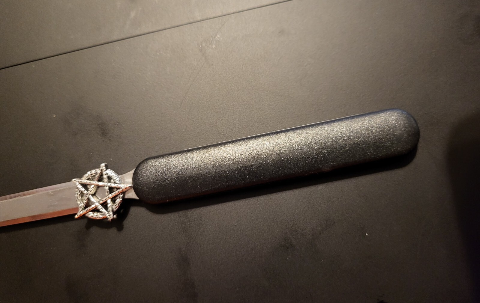 ~ Beautiful 7in Athame with Pentagram Charm Wicca Pagan