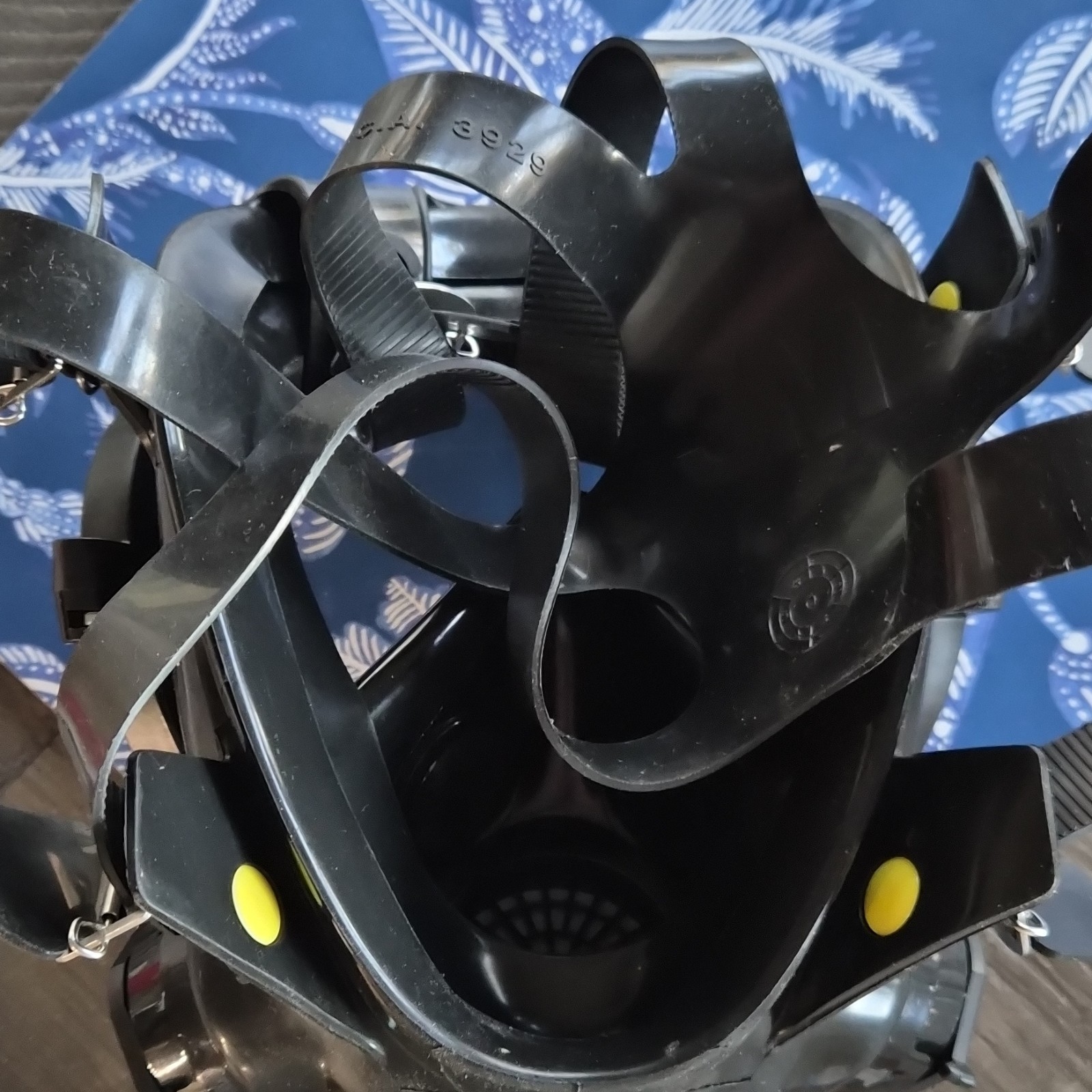 3M 7000 Series Full Face Respirator Mask Size M, MPN 701, Full Face Coverage