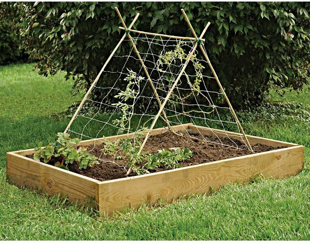 TRELLIS NETTING 5'x100' Plastic Plant Support Garden