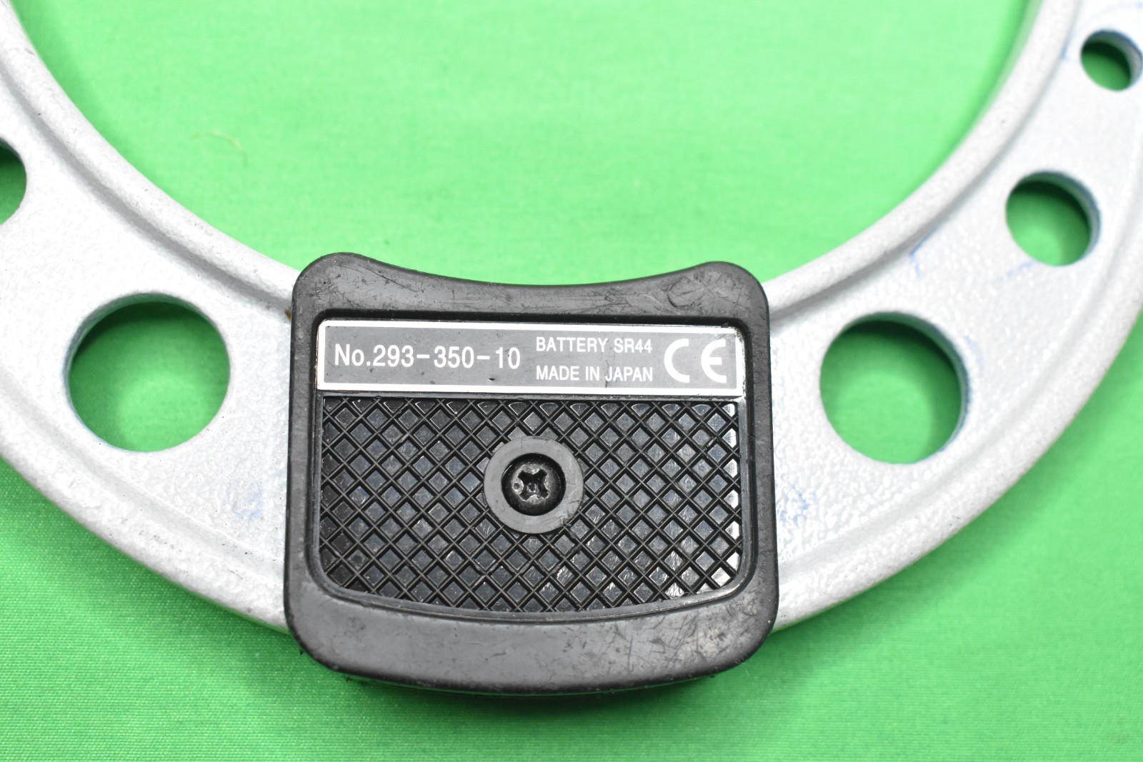 Mitutoyo 293-350-30 Digimatic IP65 4-5" Outside Micrometer w/Case