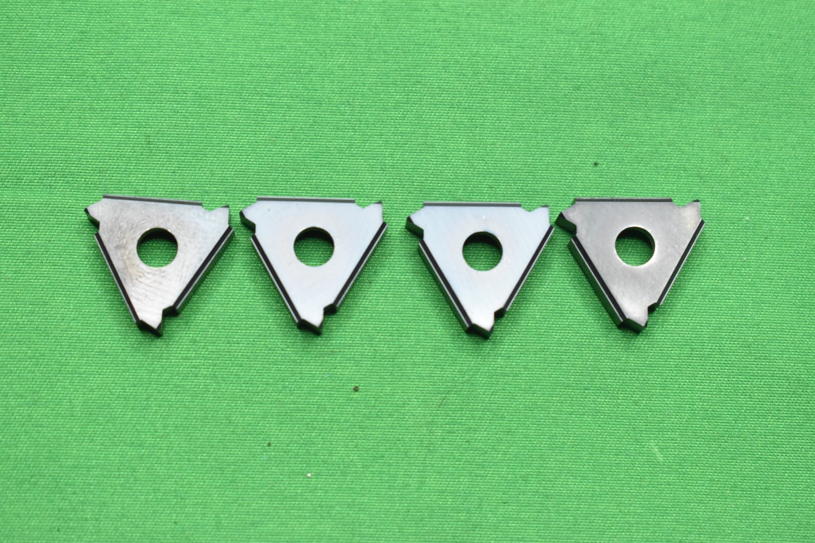 Qty 4 Ingersoll 22IL7UN TT9030 (5902529) Threading Inserts - NOB