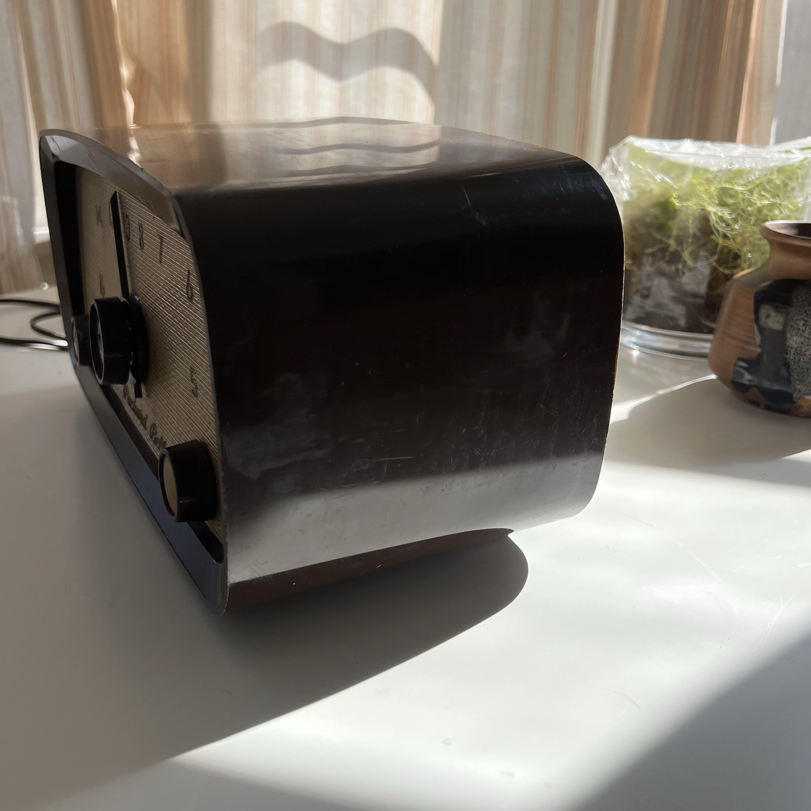 Vintage Packard Bell Model 631 Tube Radio Brown Bakelite AM