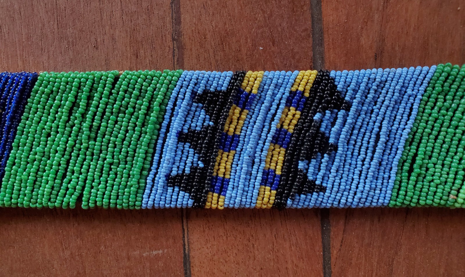 Antique OLD Native American Indian n. plains blackfoot beaded belt 19th c.