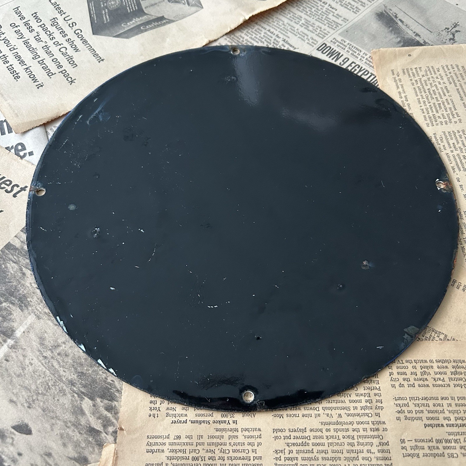 VINTAGE 1958 REMINGTON FIREARMS HUNTING 12 INCH PORCELAIN ENAMEL SIGN