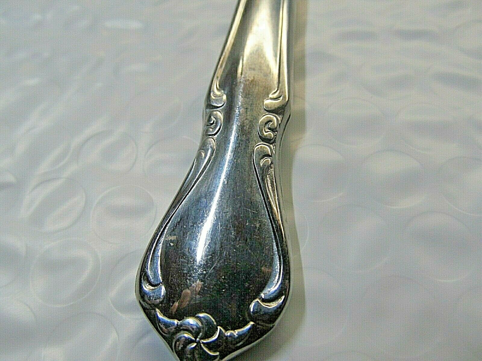 * Walco Stainless 91451" Illustra" 8 1/4" Dinner Knife