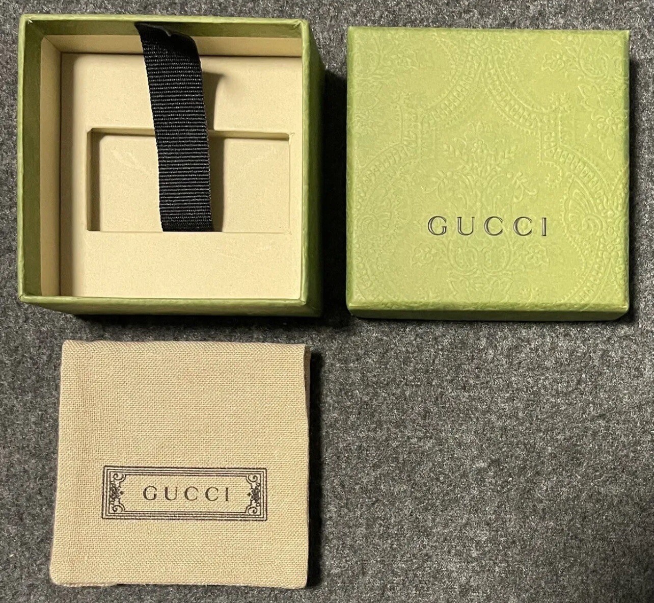 Authentic Gucci Small Green Gift Box With Jewelry Pouch 3.25” x 3.25” - NEW