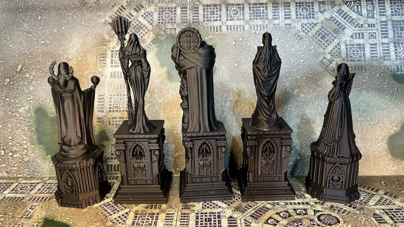 Tabletop Terrain -Statues & Statue Ruins- Warhammer 40K/AOS Compatible - 10 Pcs