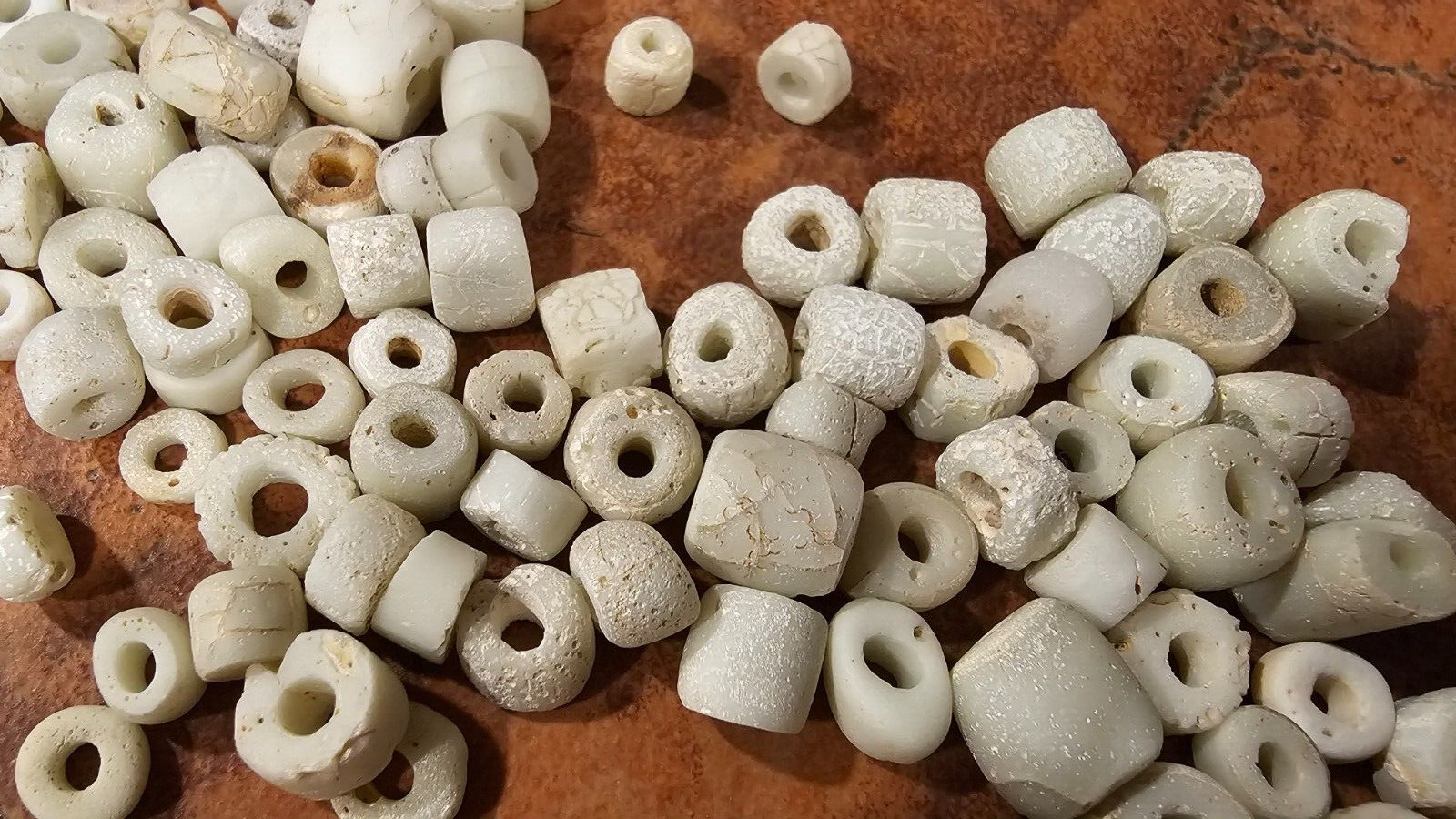lot of 30 Indian Stone Trade Beads Ancient Beads