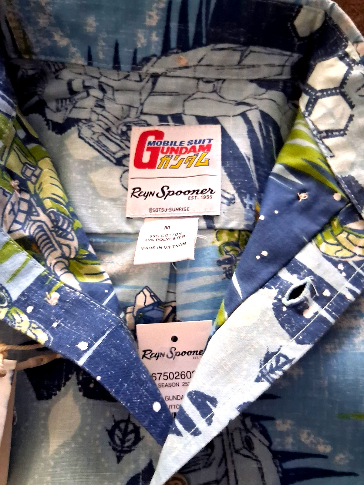 Reyn Spooner Boy's MOBILE SUIT "GUNDAM" Sky Full Button Front Shirt Sizes