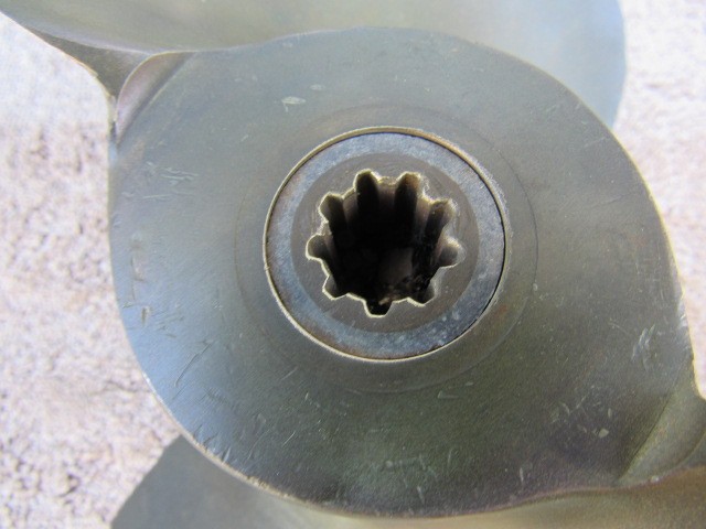 Mercury antique outboard motor bronze propeller MK20 MK25 Quicksilver#48-20325A1