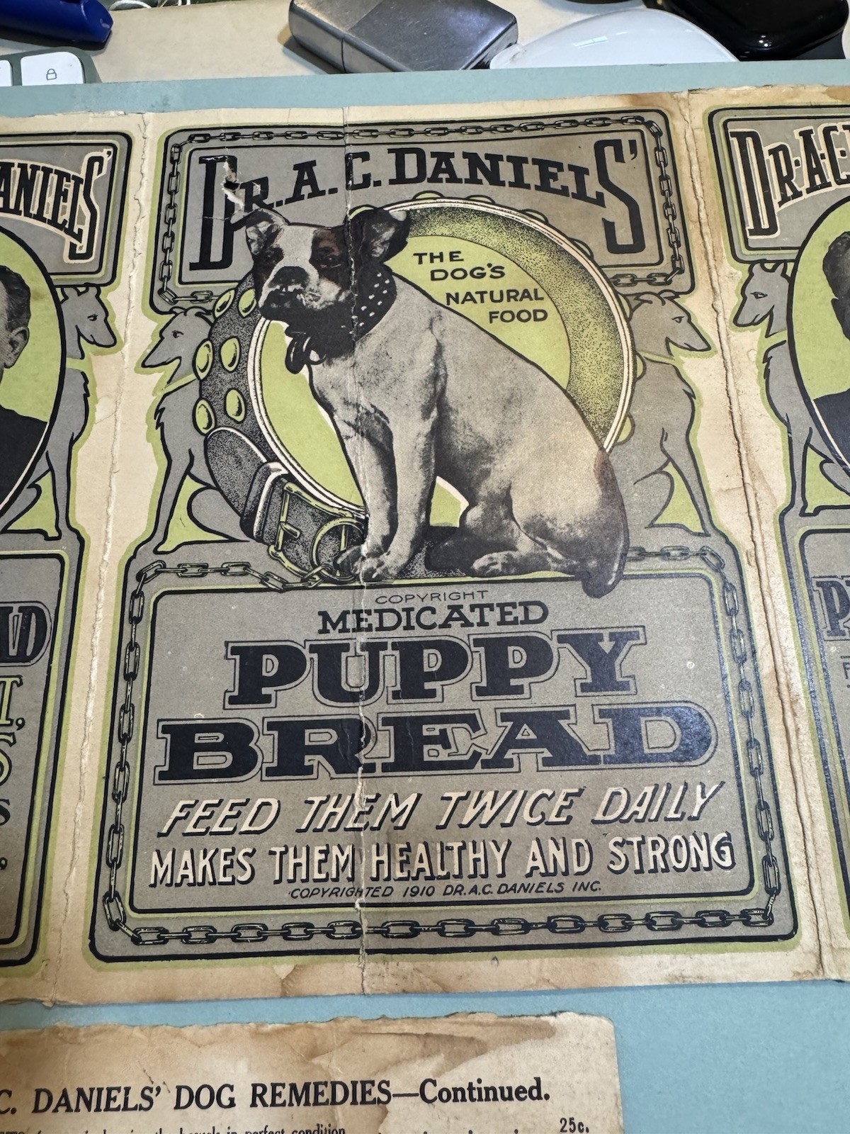 DR AC DANIELS PUPPY BREAD DOG BOSTON TERRIER VET VETERINARY MEDICINE BOX 1910s