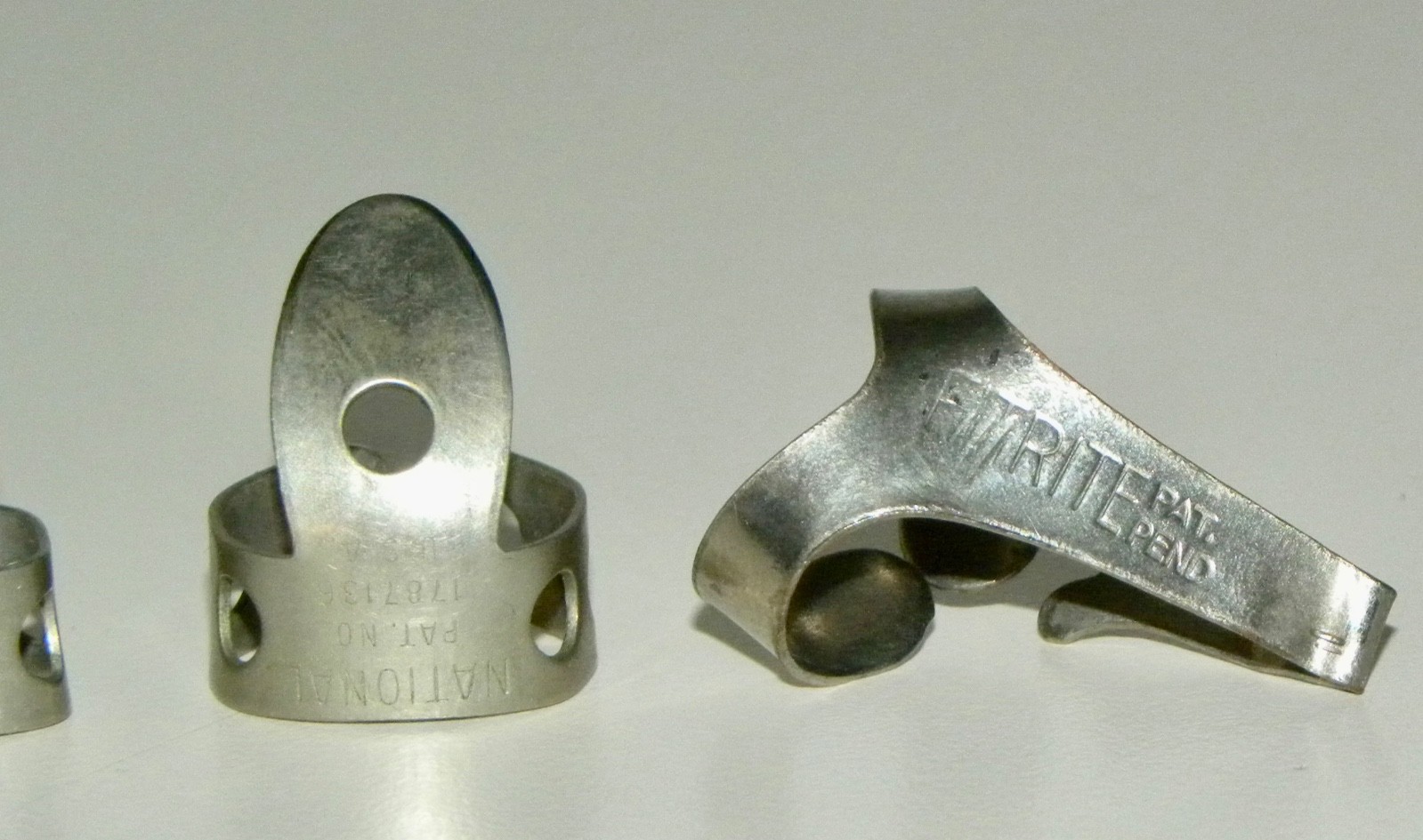 (4) Vintage NATIONAL Finger Picks ~ PAT. No. 1787136 ~ (1) FIT-RITE Finger Pick