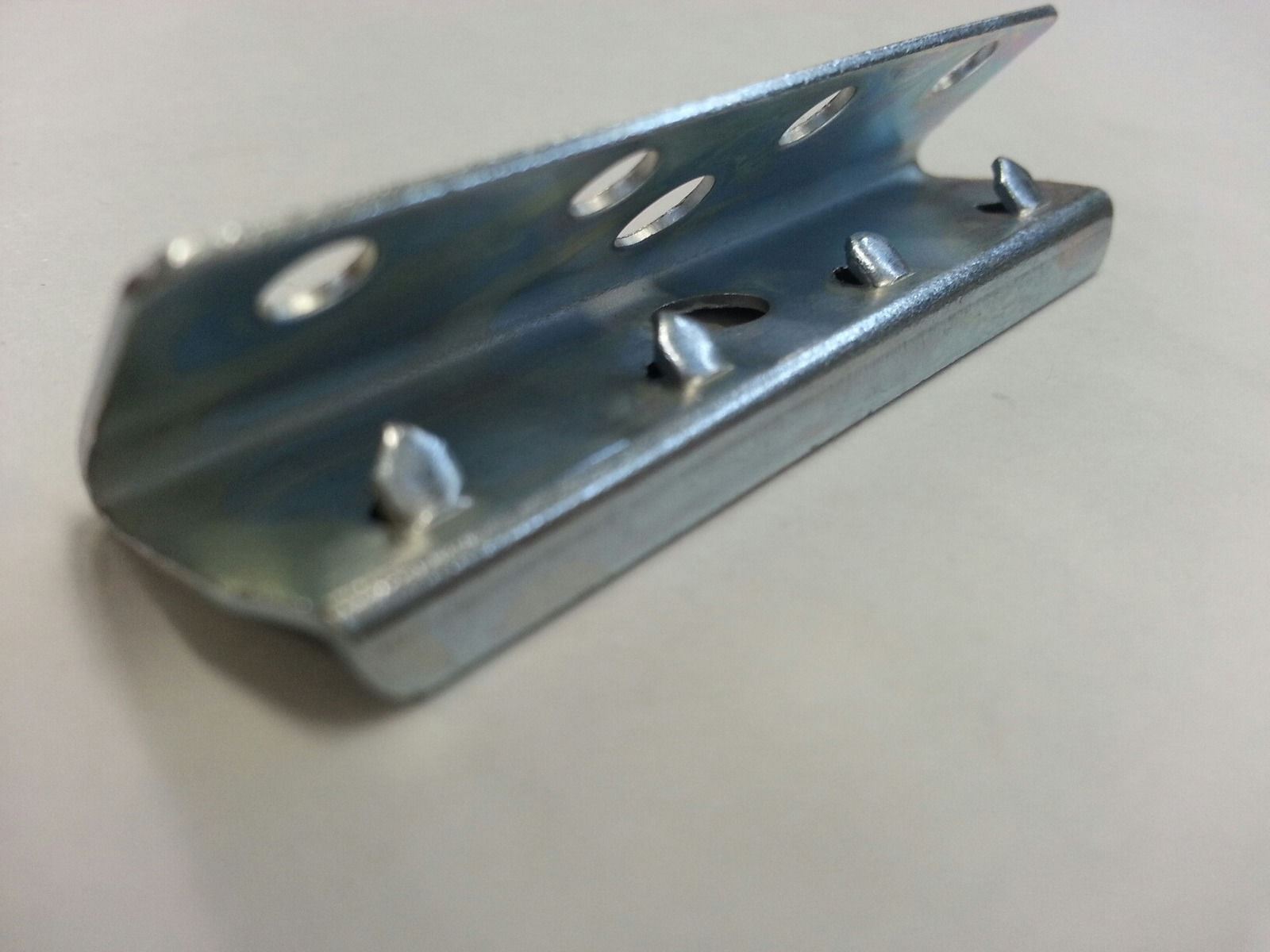 Upholstery 2" wide Rubber Webbing Clips for Rubber or Elasbelt Webbing