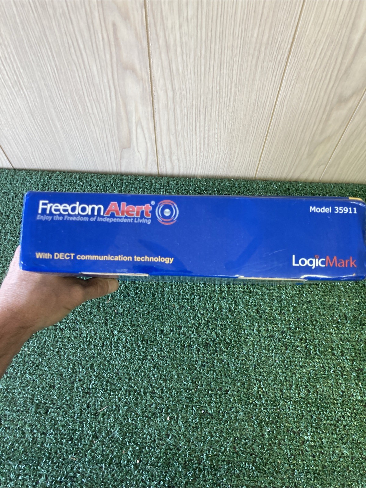 LogicMark 35911 Freedom Alert Personal Emergency Response System (OKEB-02-045)