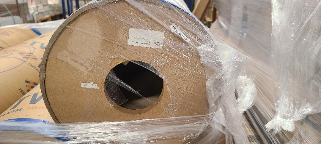 13 oz Scrim Outdoor Reinforced Tough UV Banner Solvent Latex Inks PVC Vinyl Roll