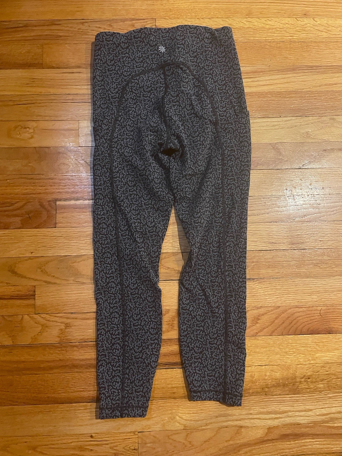 ATHLETA ULTIMATE STASH POCKET TEXTURED 118 TIGHTLEGGING Z18 - SIZE S