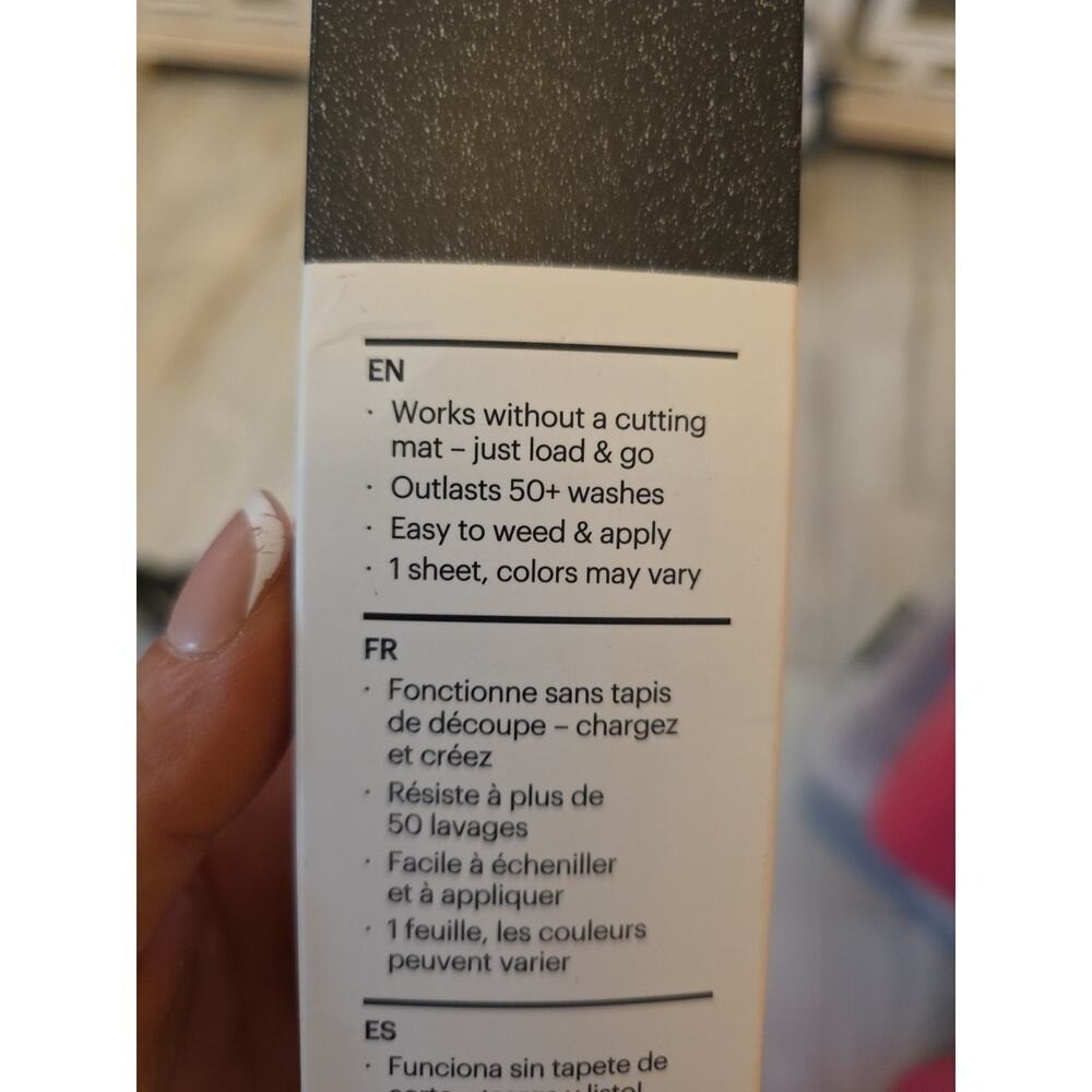 New Cricut Smart Iron on 2008939 Heat Transfer Vinyl Black 13 in x 9 ft