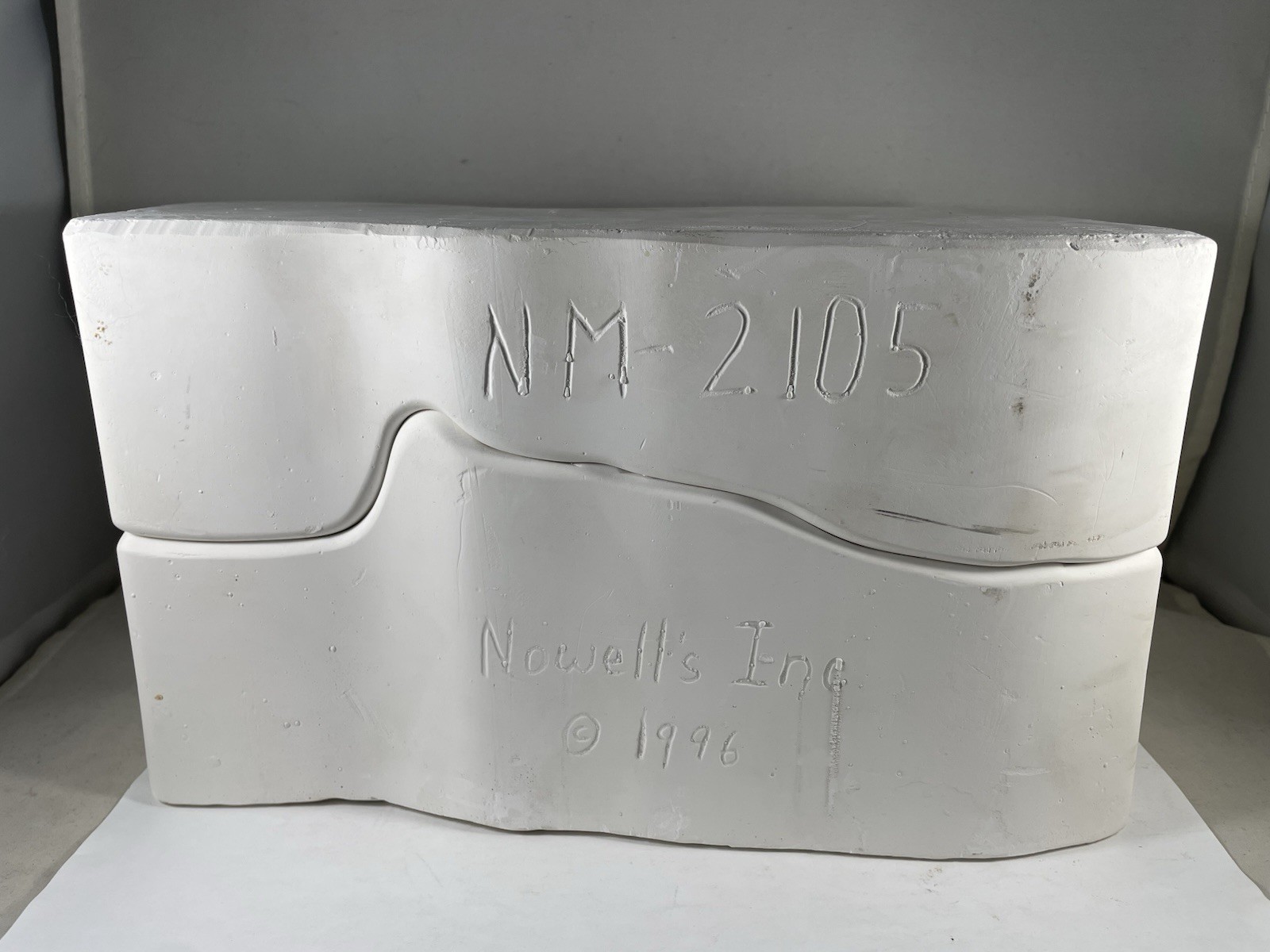 Nowell’s Inc 1996 Ceramic Slip Mold Bunny Rabbit NM-2105