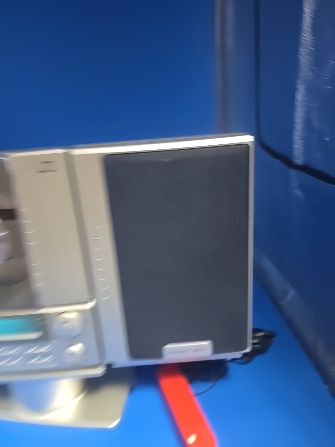 Sharper Image SO226 Vertical CD Player AM/FM Radio Vintage 1990s No Remote Works