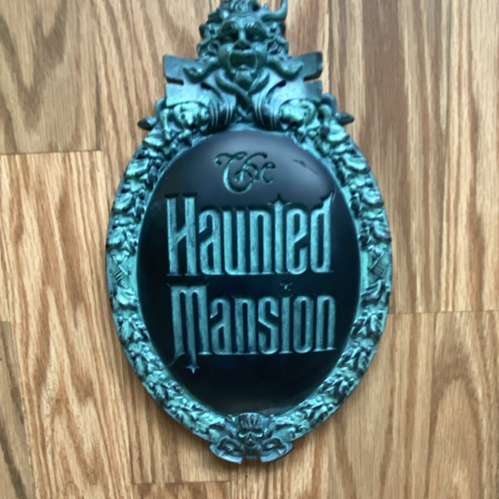 Spirit Halloween Haunted Mansion Resin Sign 6.25 x 10 in Disney