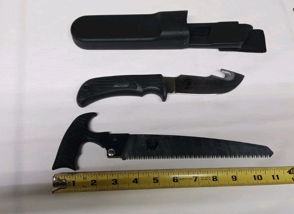 Outdoor Edge Griz-Pak North American Hunting Club Kodi-Skinner Knife & Griz-Saw