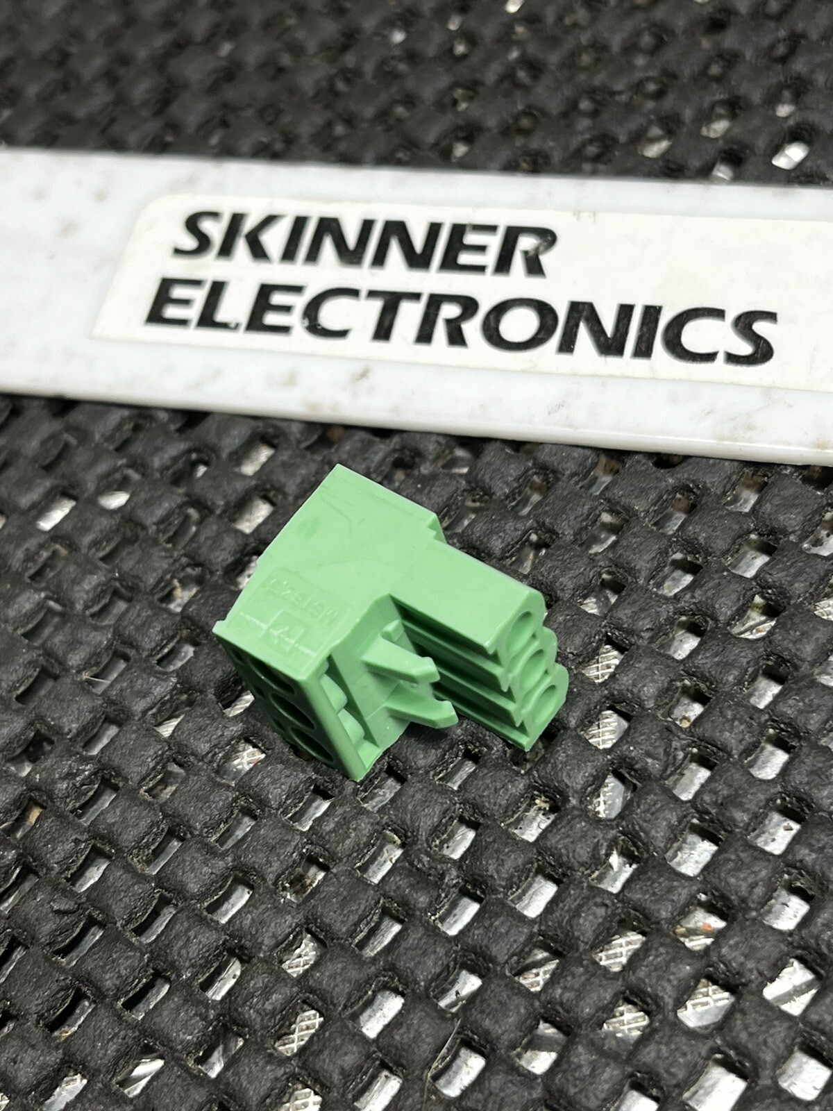 Whelen Sapphire Wecan Plug