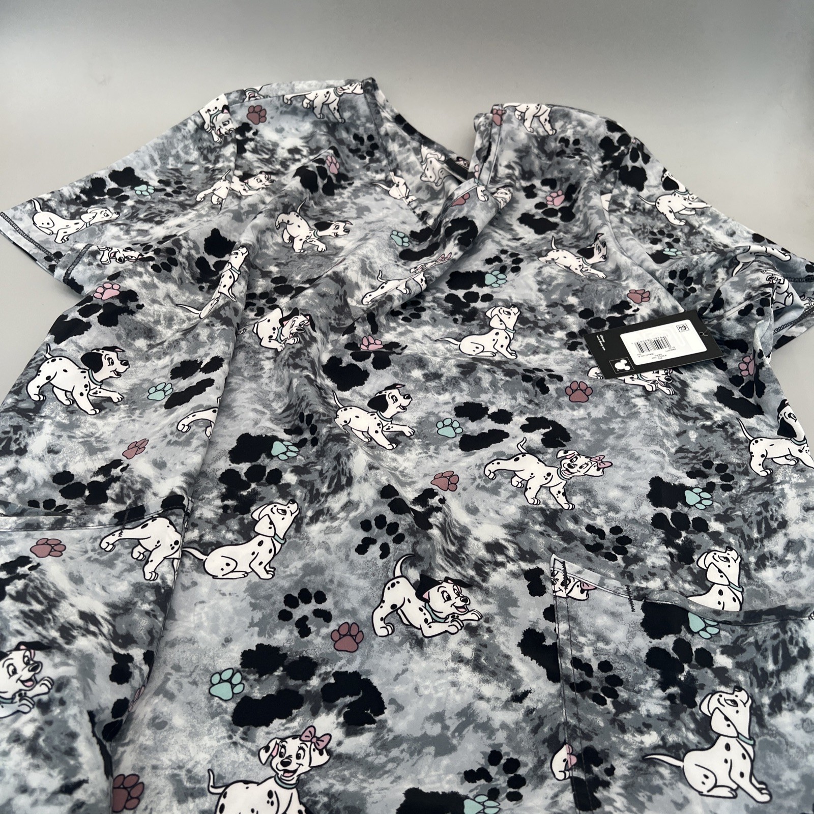Disney Women’s 101 Dalmatians Fashion Scrub Top Size 2XL New